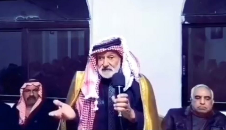 فعال سعودی: ای کاش قبایل عربستان از این شیخ شجاعت را می آموختند