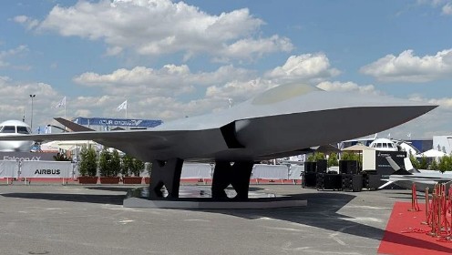 Франса јени нәсил гырыҹы тәјјарәнин јарадылмасы илә бағлы мүгавиләни тәсдигләјиб