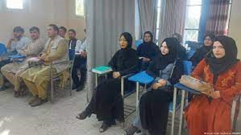 Afghanistan, vietato alle ragazze l'accesso all'Università