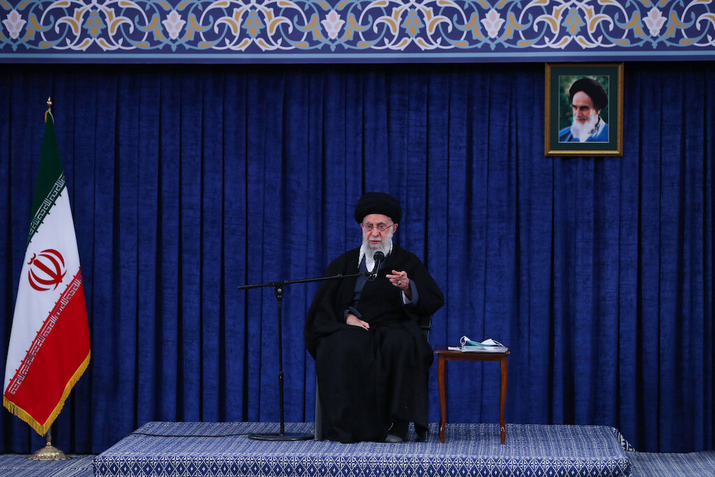Imam Khamenei: Terrorist attack in Shahcheragh shrine disgraced hypocritical, black-hearted Americans