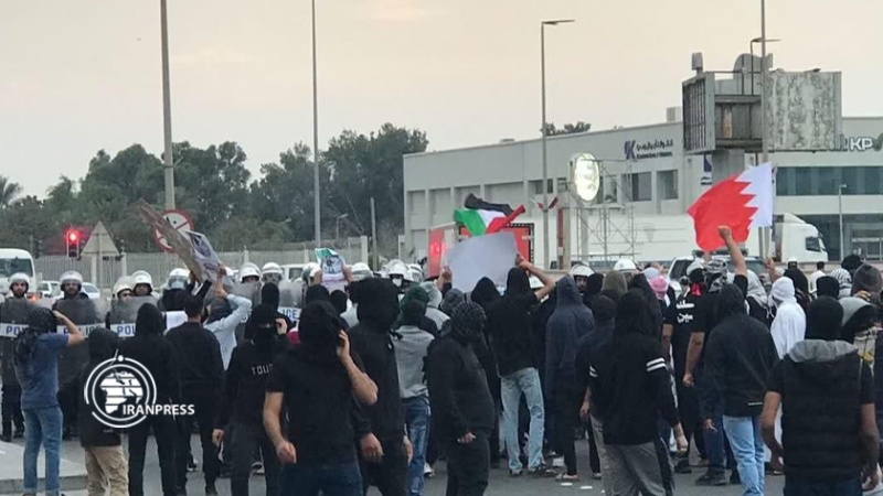 Rakyat Bahrain Unjuk Rasa Protes Zionis di Manama