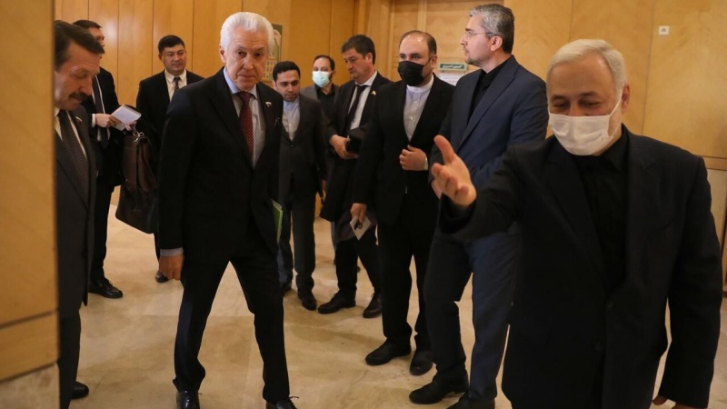 Роль парламентов Ирана и России в содействии и ускорении сотрудничества между правительствами