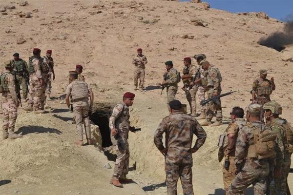 قوات أمنية عراقية تعثر على انفاق عميقة وكبيرة المساحة لداعش الارهابي في نينوى