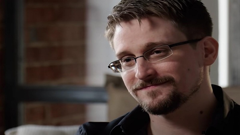 E﻿dward Snowden'a Rus vatandaşlığı verildi