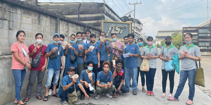   အလုပ်နားခံရသည့် မြန်မာနှင့်ထိုင်း အလုပ်သမား ၁၀၀ ကျော်အတွက် လျော်ကြေး ဘတ် ၁ သန်းကျော်ရ