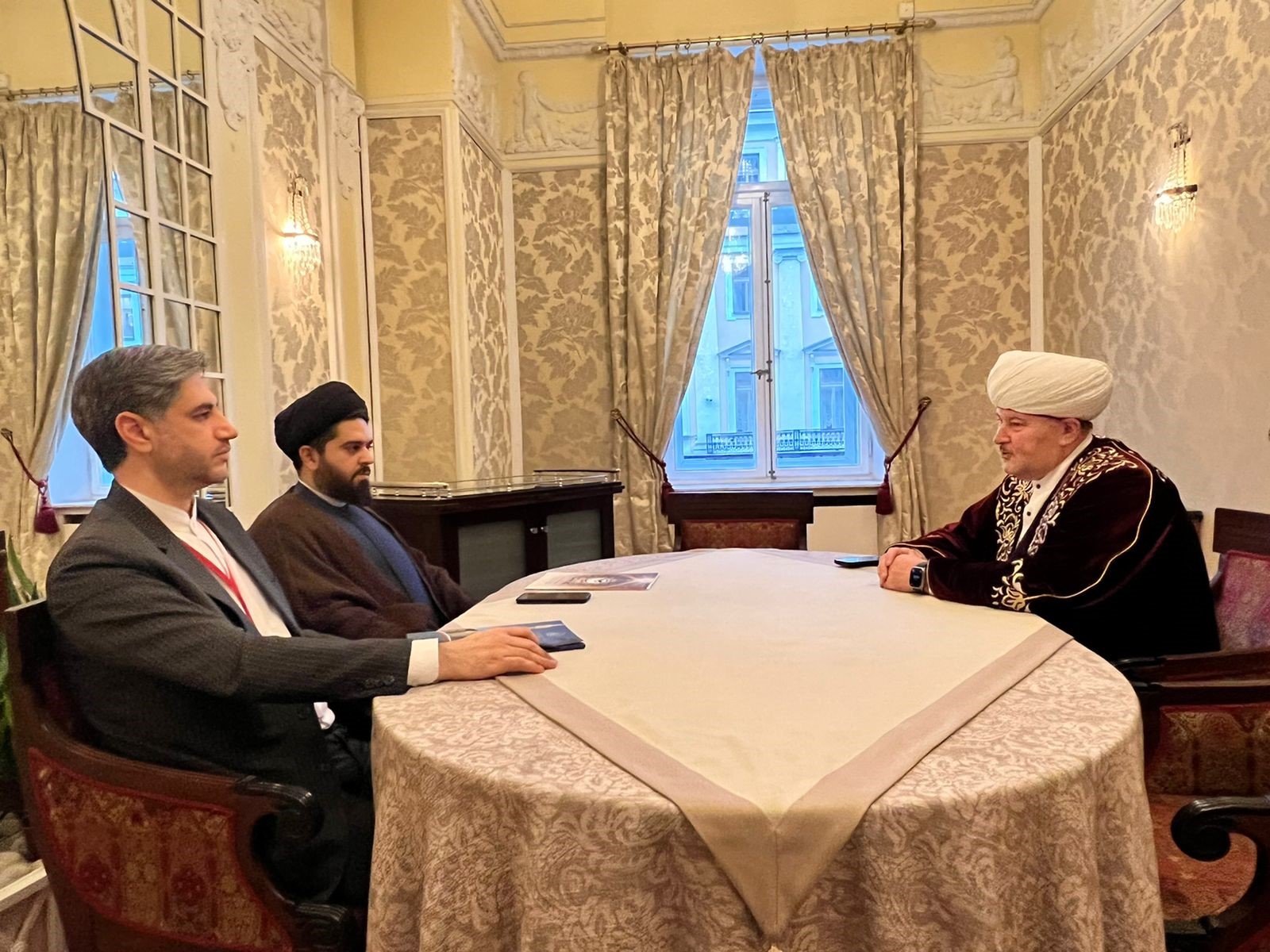 رئیس اداره دینی شمال ‌غرب روسیه: شرایط برای برقراری روابط با کشورهای اسلامی مهیاست