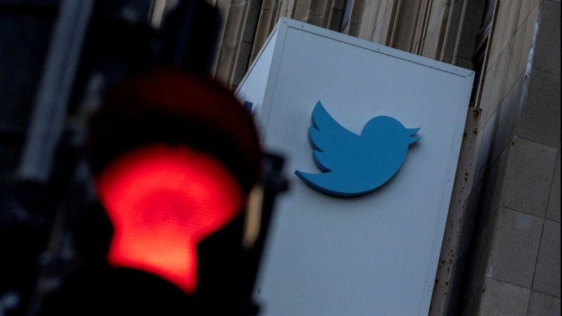 ツイッター・マスクCEO、「全てのSNSは米政府側の検閲者」