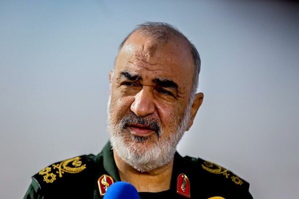 اللواء سلامي: أمن وسلام إيران الإسلامية تحقق بفضل دماء الشهداء