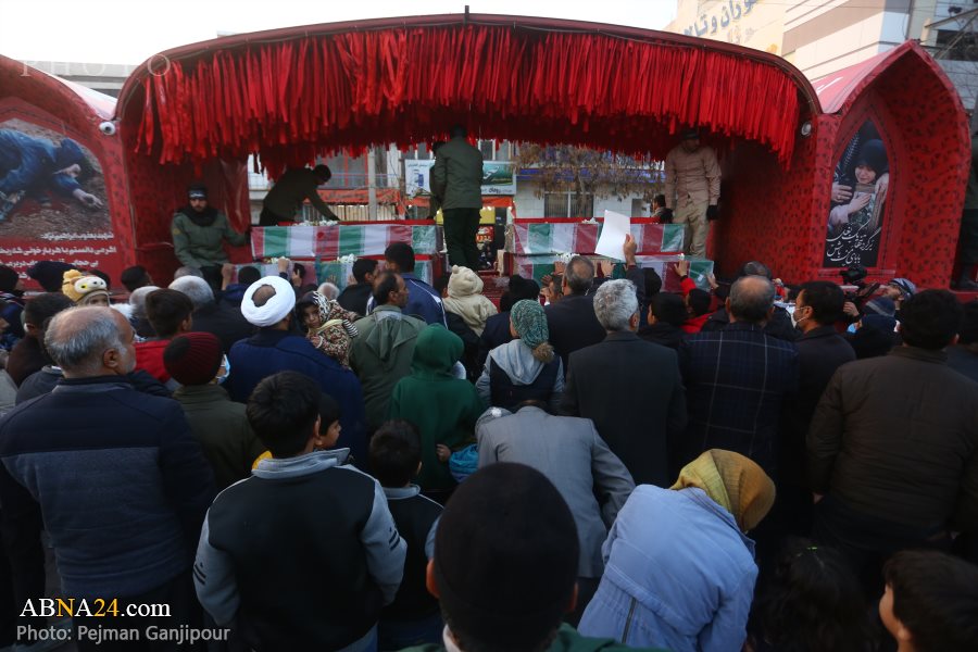 Церемония похорон безымянных шахидов ирано-иракской войны в Бандар-э-Газ 