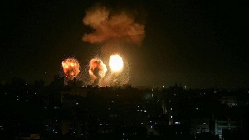 Gaza, nuovi raid israeliani, difesa aerea palestinese risponde al fuoco