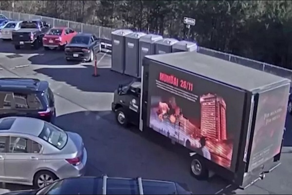 تداوم اسلام‌هراسی در آمریکا با کامیونی از شعارهای ضداسلامی