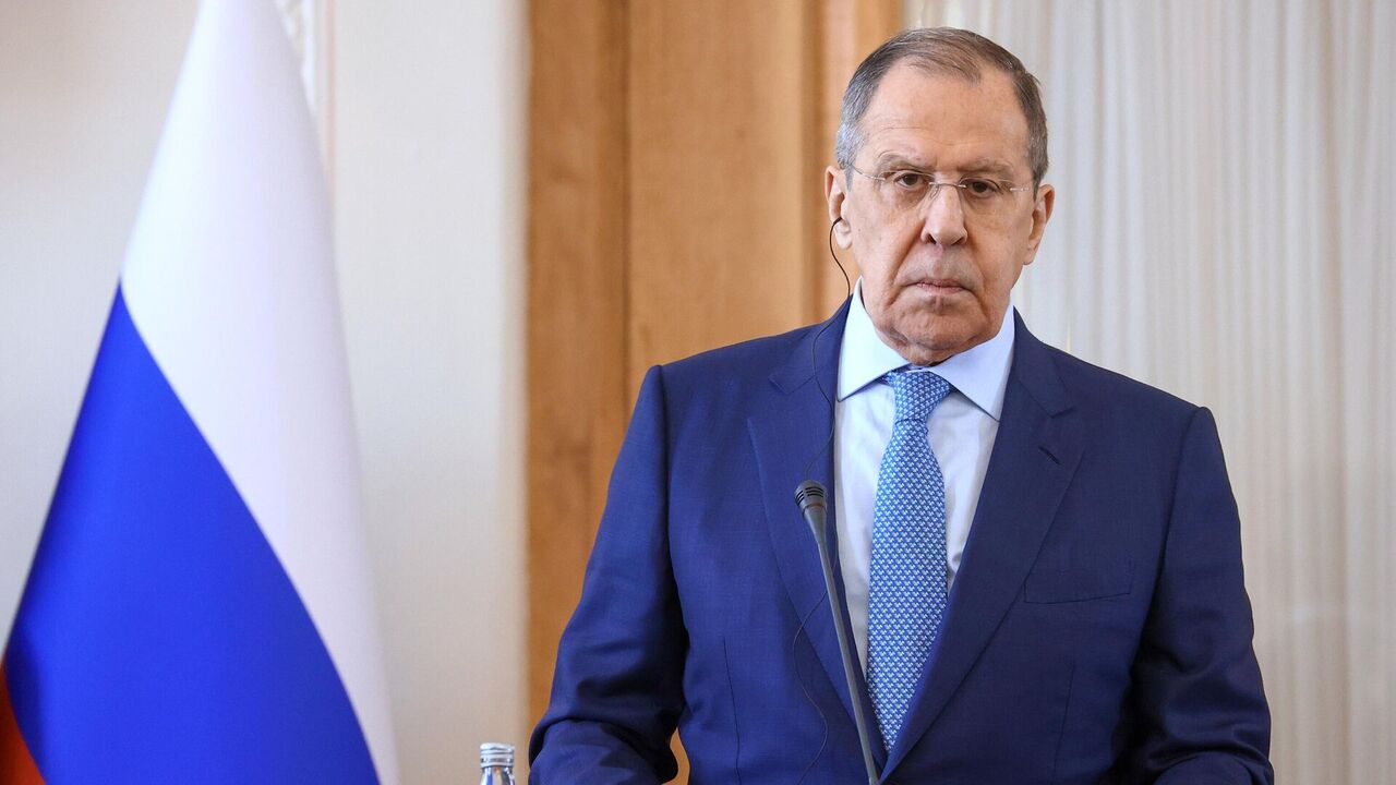 Russian FM urges US to lift anti-Iran sanctions ‘irreversibly’