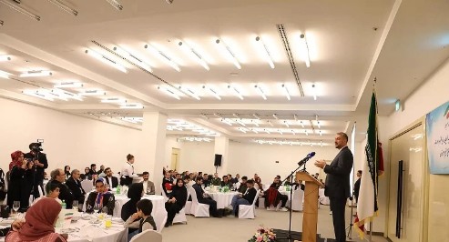 Emir Abdullahiyan: Batı, İran'daki karışıklıklara müdahale etti