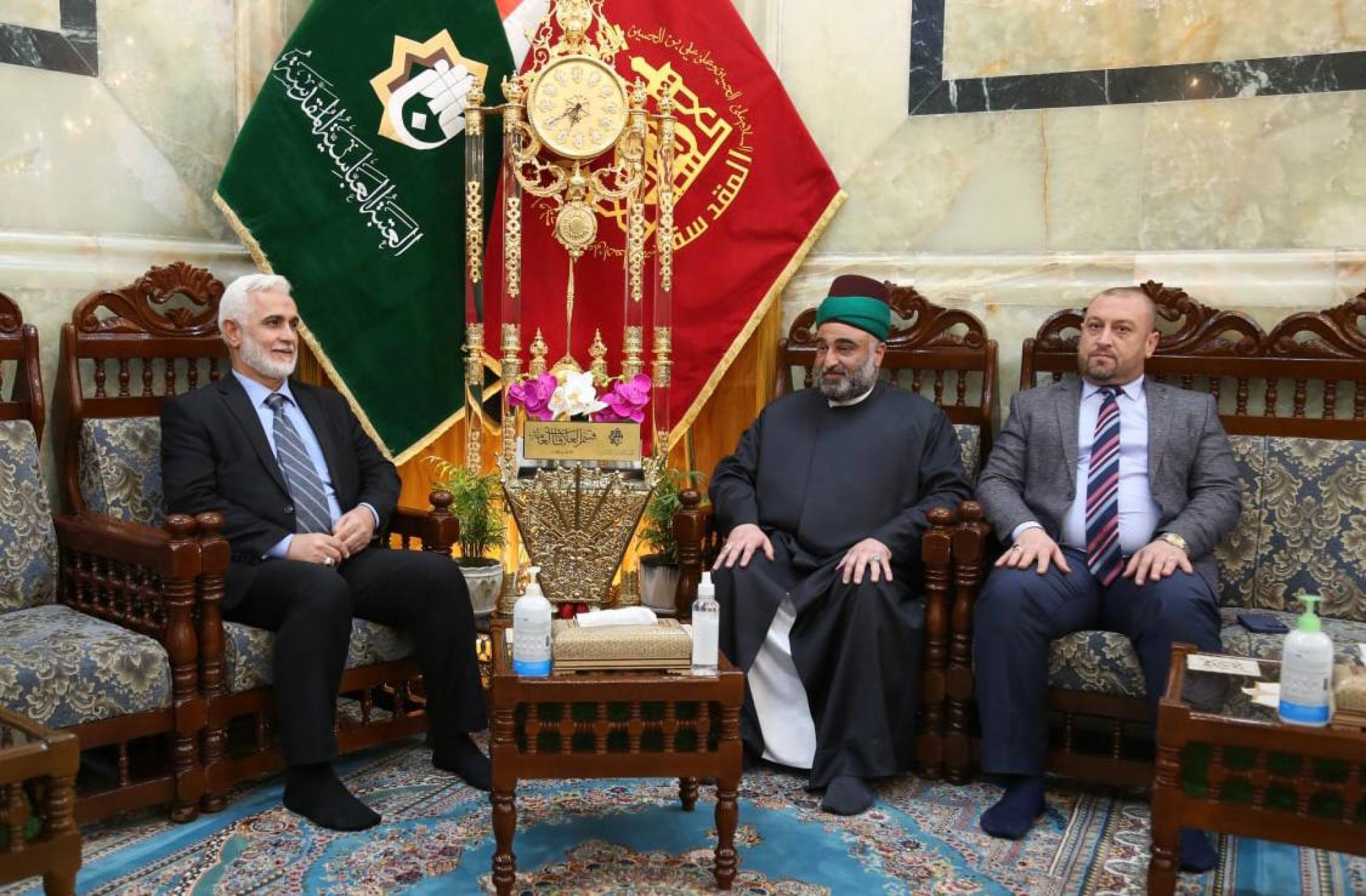Al-Abbas holy shrine receives head of Shiite endowment office
