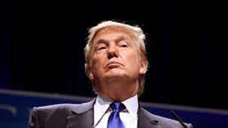 Usa, trovate altre carte classificate in deposito Trump
