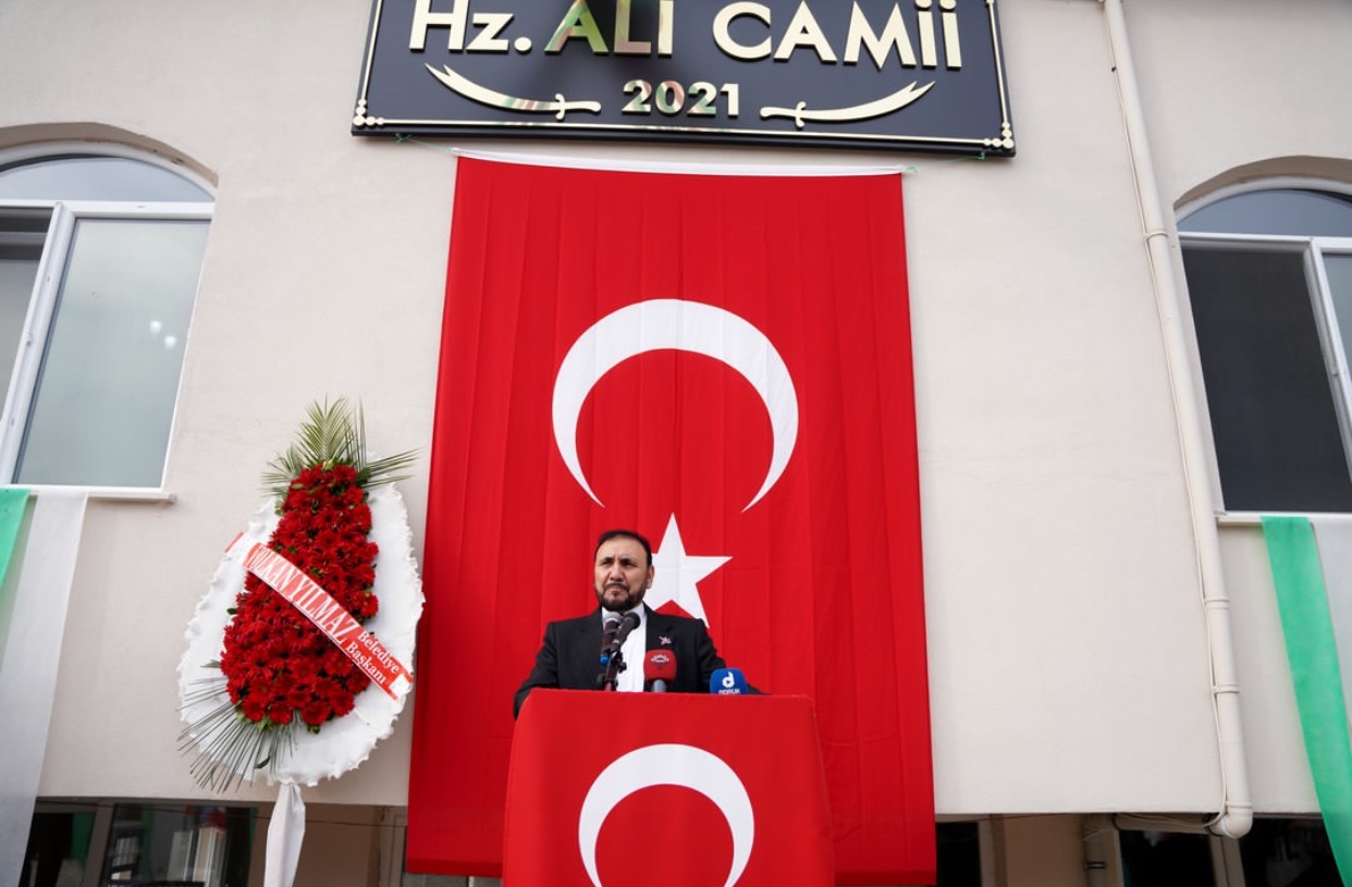 تقرير مصور / افتتاح مسجد الإمام علي (ع) في مدينة اسطنبول التركية