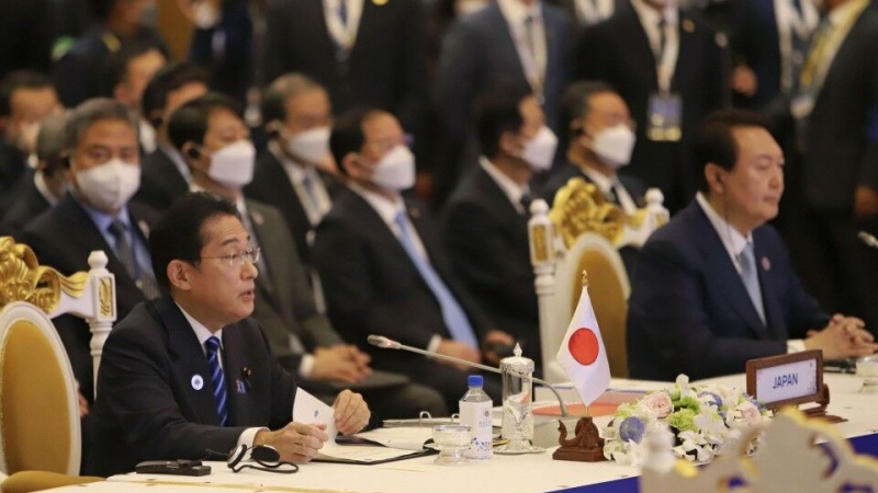日本首相希望与中国建立“建设性和稳定”的关系