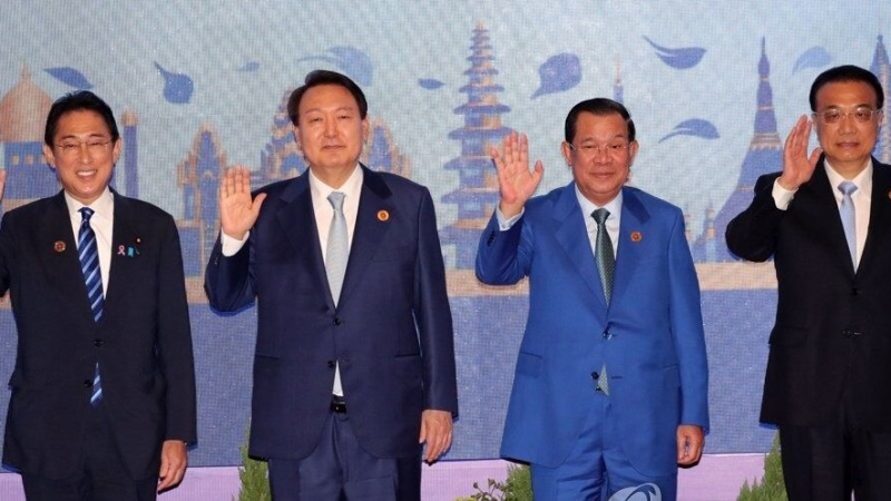 韩国总统：希望韩中日三国合作机制早日活跃