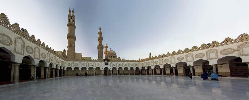 Thousands of Egyptians attending al-Azhar Quran contest