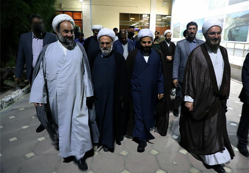  وفد من مكتب قائد الثورة الإسلامية يصل إلى سيستان وبلوشستان