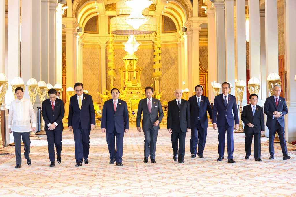  အာဆီယံထိပ်သီးအစည်းအ၀ေး မြန်မာ့အရေးပြောကြားမှုများ