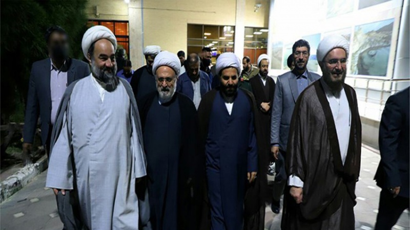 Wakil Rahbar Bertemu Imam Jumat Ahlu Sunnah Sistan va Baluchestan