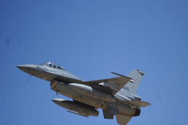 Iraqi warplanes target ISIL positions in Kirkuk
