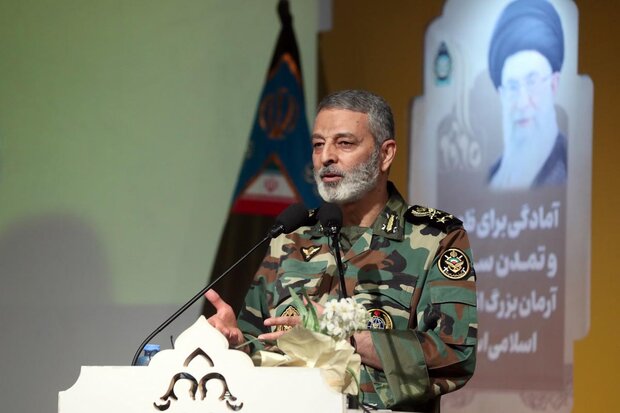  اللواء موسوي: الاطاحة بنظام الهيمنة والاستكبار العالمي سيتحقق لا محالة/ منظومة باو 373 ستُسقط جميع مُسيّرات العدو