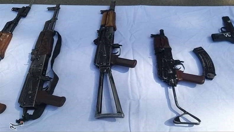 İran'ın kuzeyinde 44 yasa dışı silah ele geçirildi