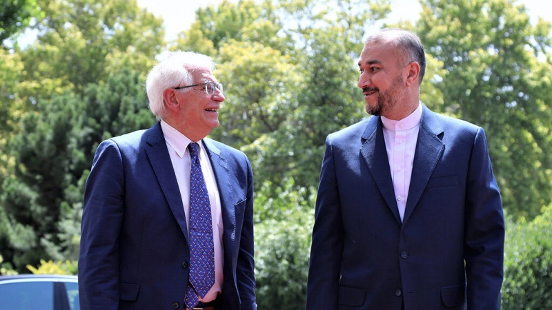イラン外相とEU上級代表が電話会談、制裁解除交渉めぐり