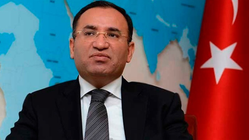 Bozdağ: Anayasa değişikliği teklifini muhtemelen önümüzdeki hafta Meclis'e sunacağız