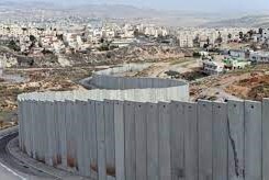 Israël modernise le mur d'apartheid