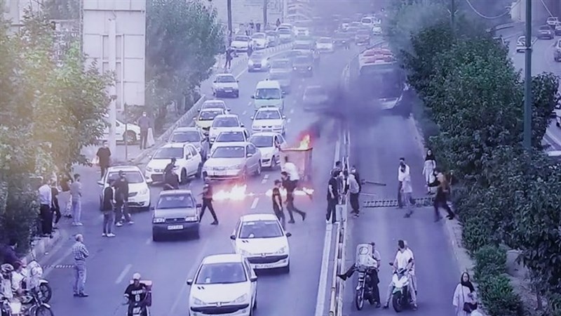 ईरान में फिर हुआ आतंकी हमला, 5 शहीद कई घायल