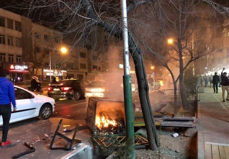 Rioters martyr 2 Basiji forces in Isfahan