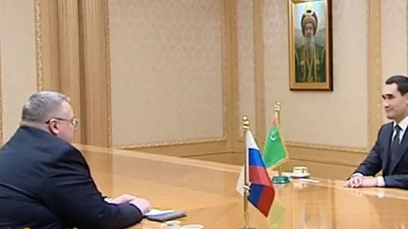 Дидори Бердимуҳаммадов бо муовини нахуствазири Русия