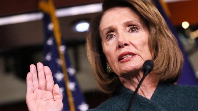 Pelosi'den Demokrat meclis grubu liderliğine veda