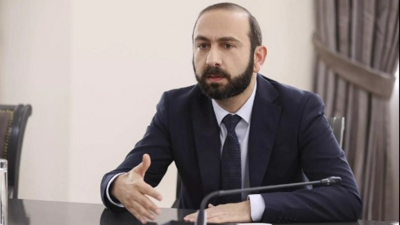 Бир чох өлкә Азәрбајҹан ордусунун Ермәнистан әразисиндән чыхмасыны тәләб едир