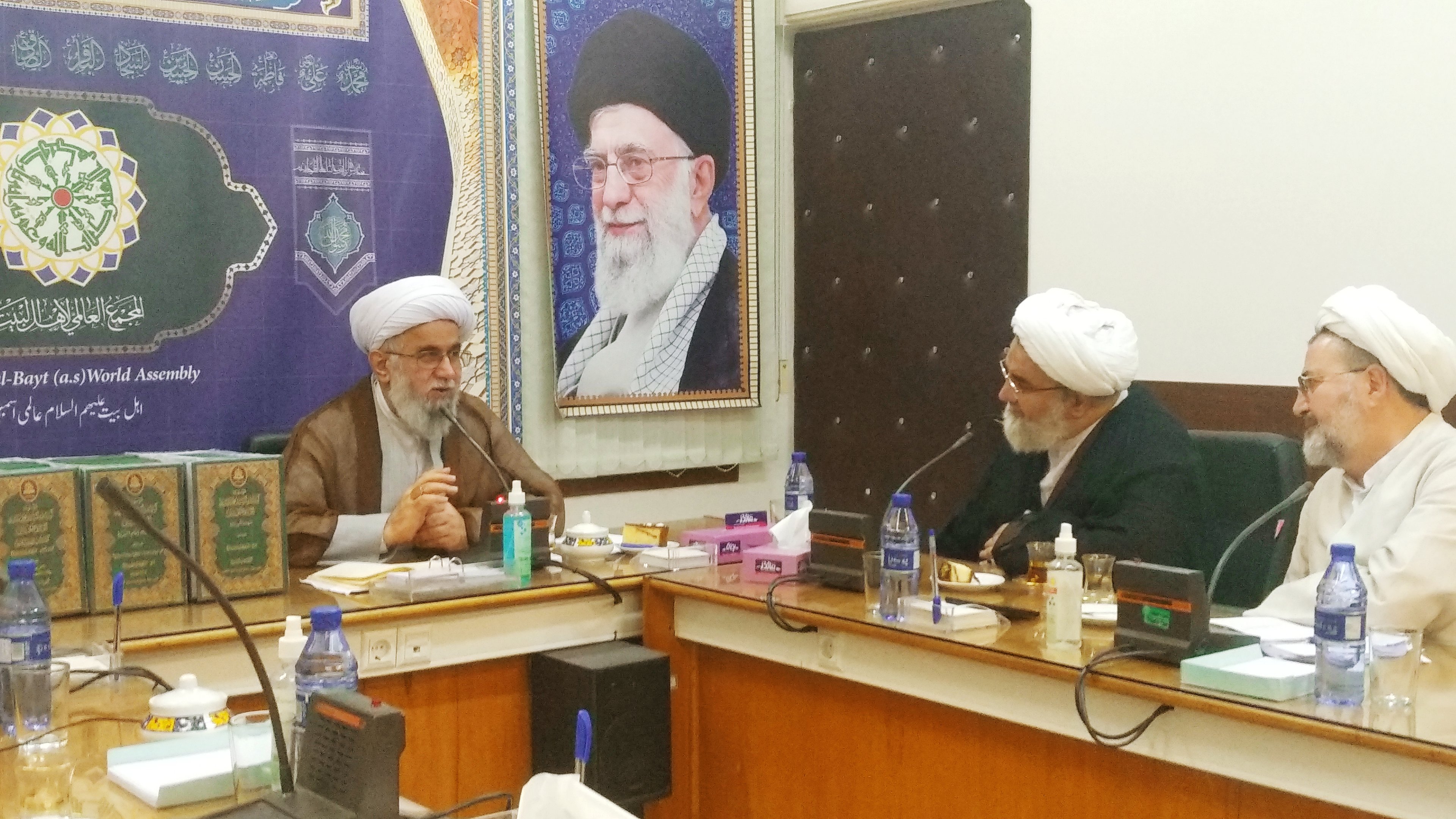 تقدير آية الله رمضاني للقائمين على المؤتمر العلمي لـ "أمناء الرسل" في النجف الأشرف