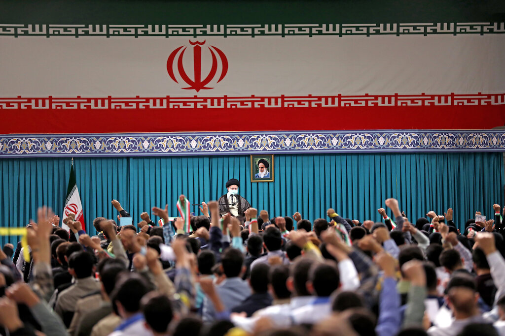 Imam Khamenei: 1953 coup, not embassy takeover, is ‘starting point’ in US-Iran row