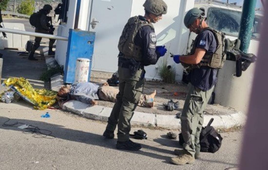 استشهاد فلسطيني وإصابة جندي صهيوني بجراح خطيرة في عملية دهس غرب رام الله