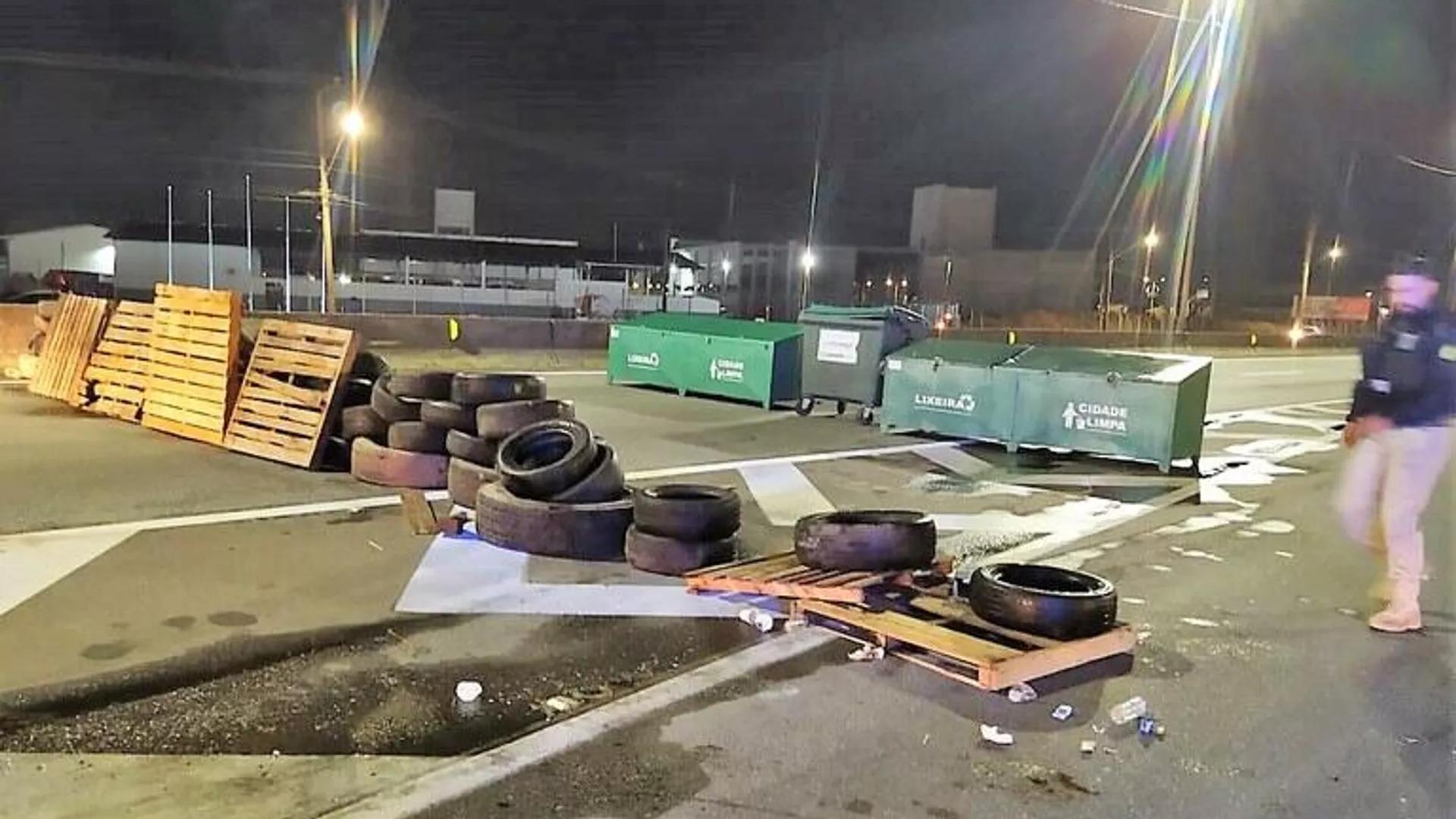 PRF prende homem por bloqueios de rodovias em Santa Catarina; ações usam 'métodos terroristas'