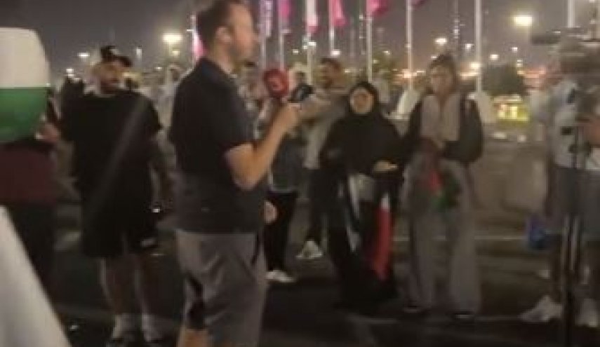 فریاد "اسرائیلی برو بیرون" هنگام گزارش یک شبکه صهیونیستی در جام جهانی قطر + ویدیو