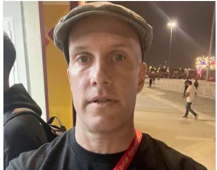 خبرنگار آمریکایی را با نماد همجنسگرایان به استادیوم راه ندادند/ شهروند قطری: به این کار افتخار می‌کنم