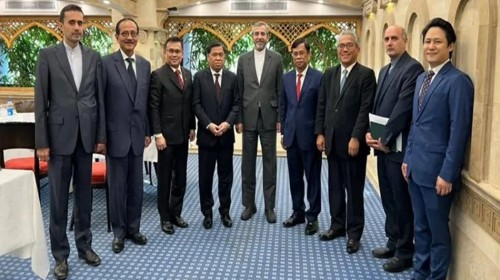 Bertemu Wakil ASEAN, Bagheri: Terorisme dan HAM Alat Politik Barat