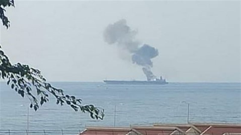 США обвиняют Иран в причастности к атаке на нефтяной танкер в Оманском море