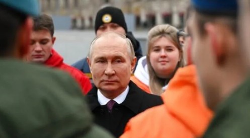 Putin a madri soldati: falsità sul Web