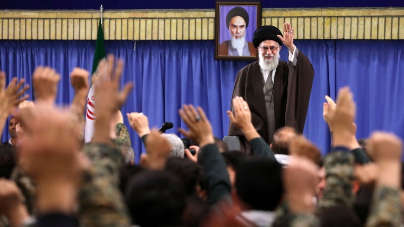 Revolutionsoberhaupt: Basij muss auf allen Feldern präsent sein