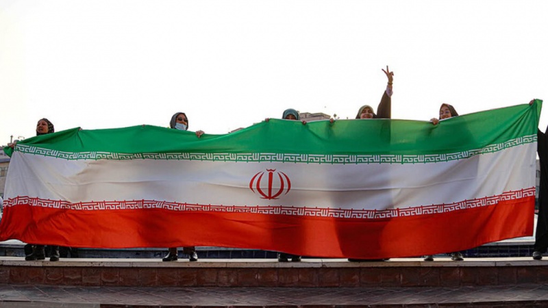 イランの人々が暴動呼びかけを拒否