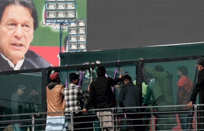 Imran Khan vows to fight to ‘last drop of blood’ in first rally since being shot