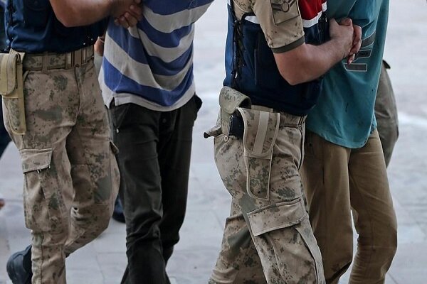 Turkish security forces arrest 42 PKK, YPG terrorist members